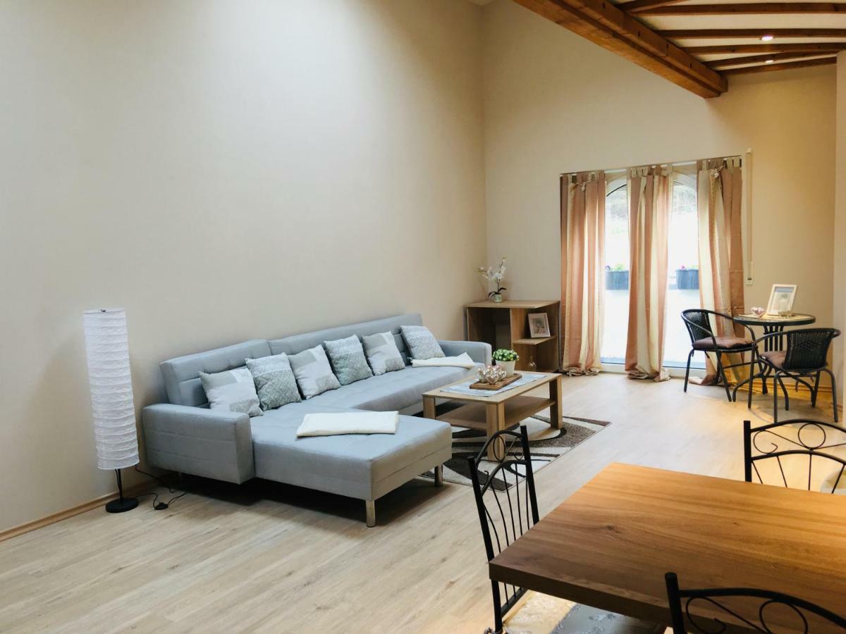 Ferienwohnung Am Nuerburgring/Wintersport Arft Acht Buitenkant foto