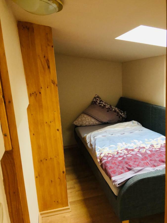 Ferienwohnung Am Nuerburgring/Wintersport Arft Acht Buitenkant foto