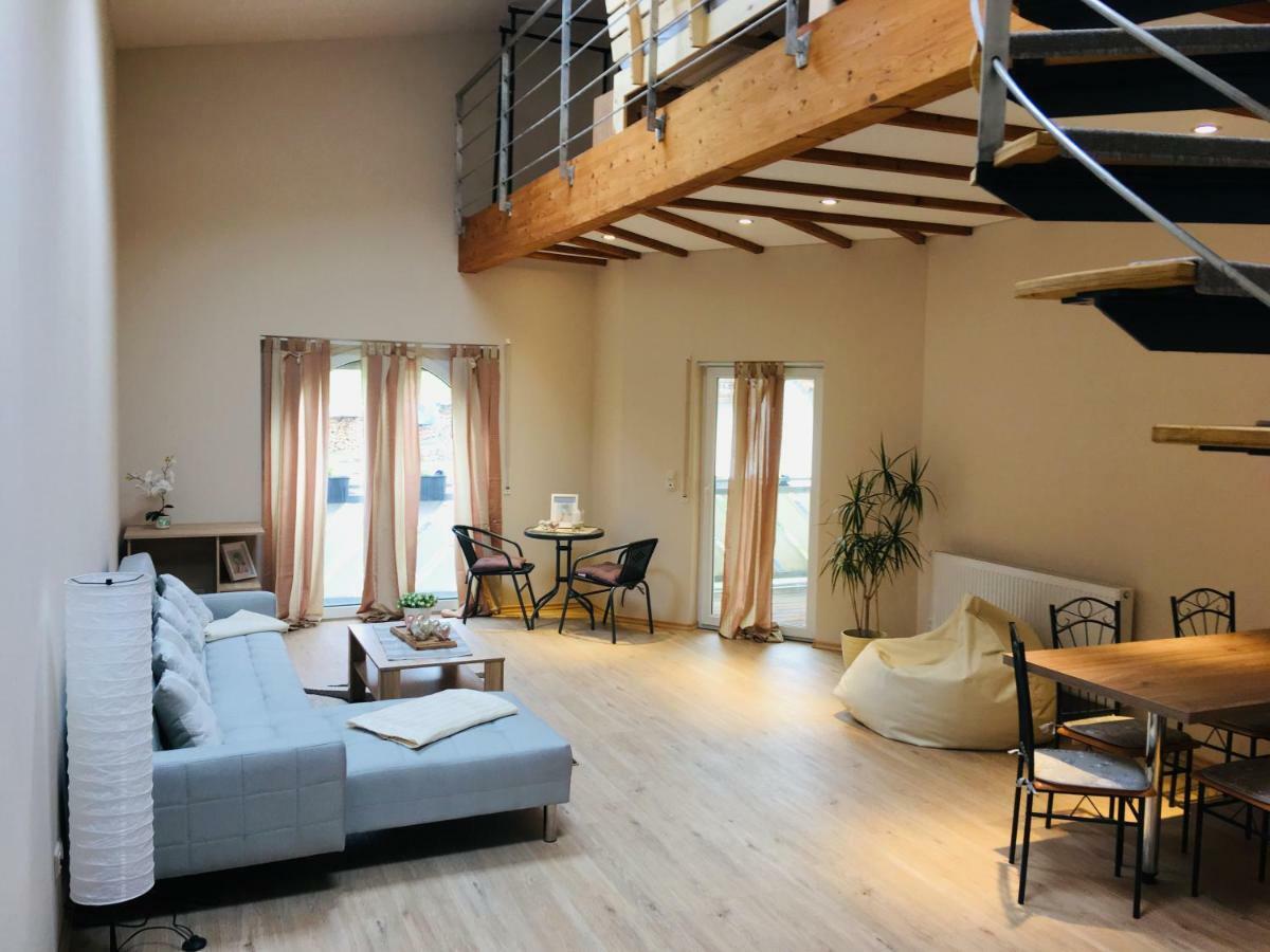 Ferienwohnung Am Nuerburgring/Wintersport Arft Acht Buitenkant foto